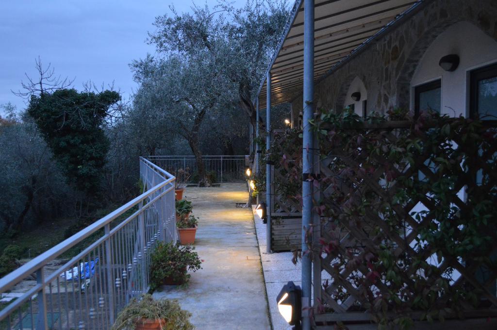 Affittacamere Arabafenice Vezzano Ligure Ngoại thất bức ảnh