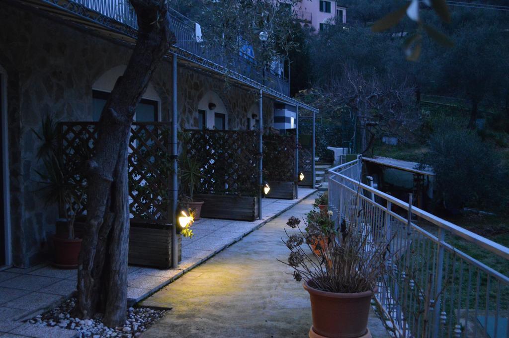 Affittacamere Arabafenice Vezzano Ligure Ngoại thất bức ảnh
